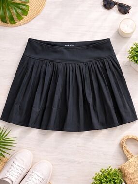abercrombie kids Black Pleated Tennis Skirt